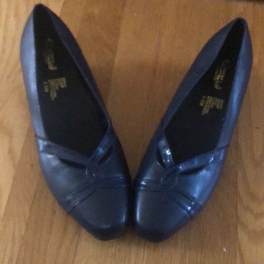 Navy Blue Comfort-well Short Heels